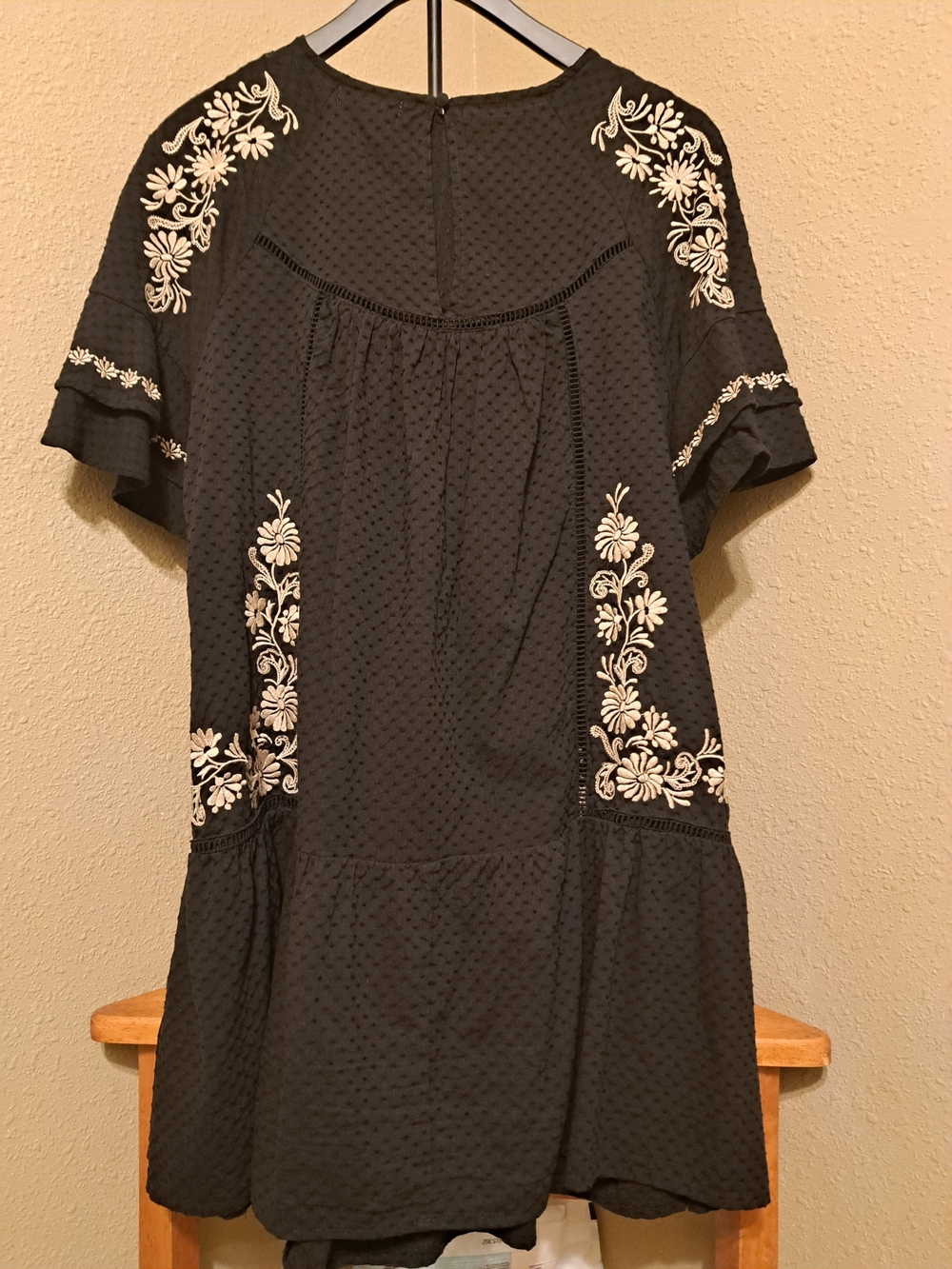 Torrid Festi Black Embroidered Short Sleeve Swing Dress - Picture 5 of 5